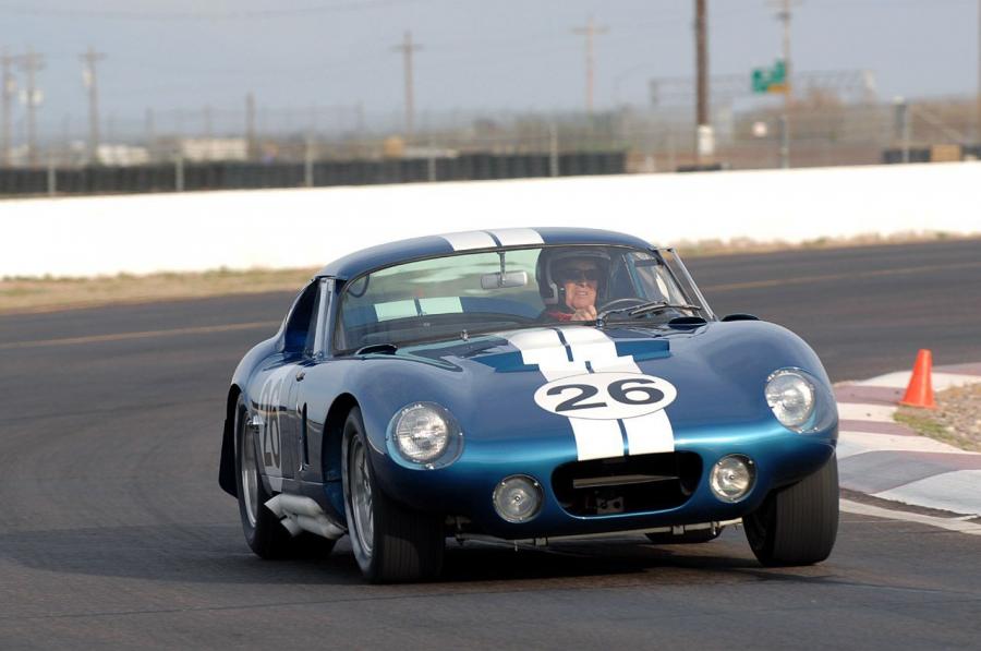  Shelby Cobra Daytona Coupe CSX2601 1965 года  (фото 10 из 44)